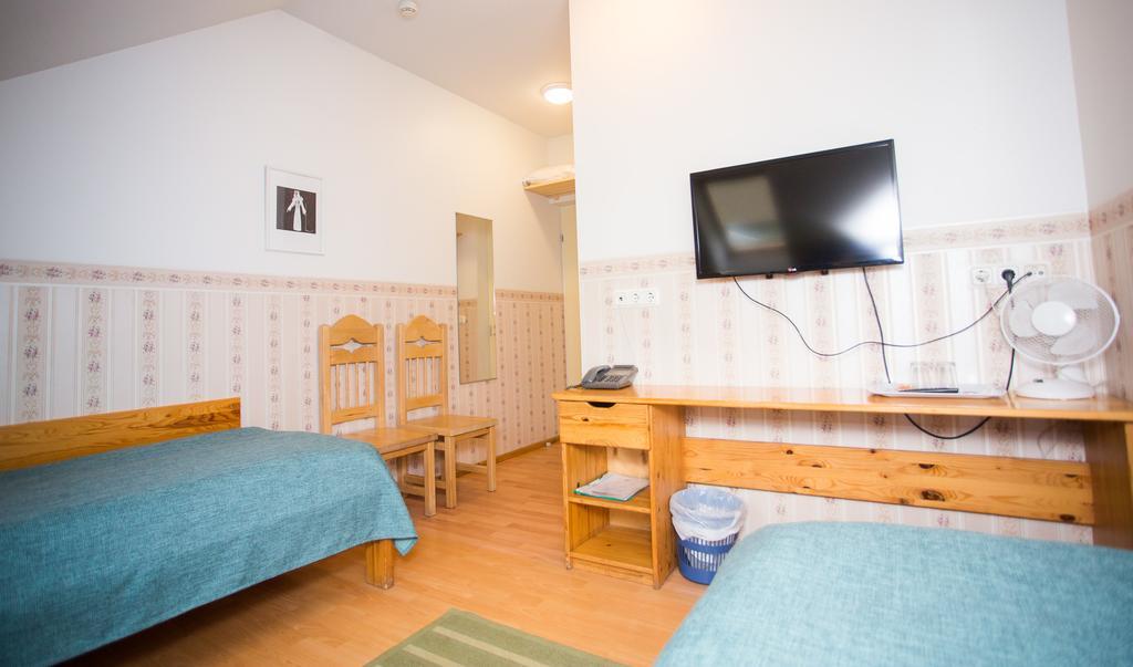 Katariina Guesthouse Rakvere Extérieur photo