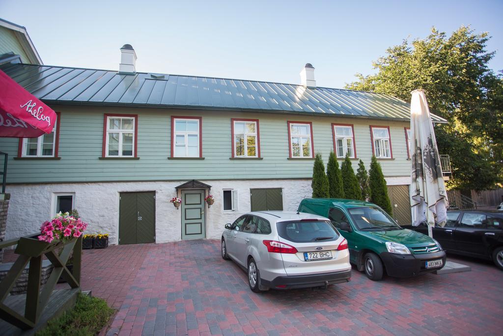 Katariina Guesthouse Rakvere Extérieur photo