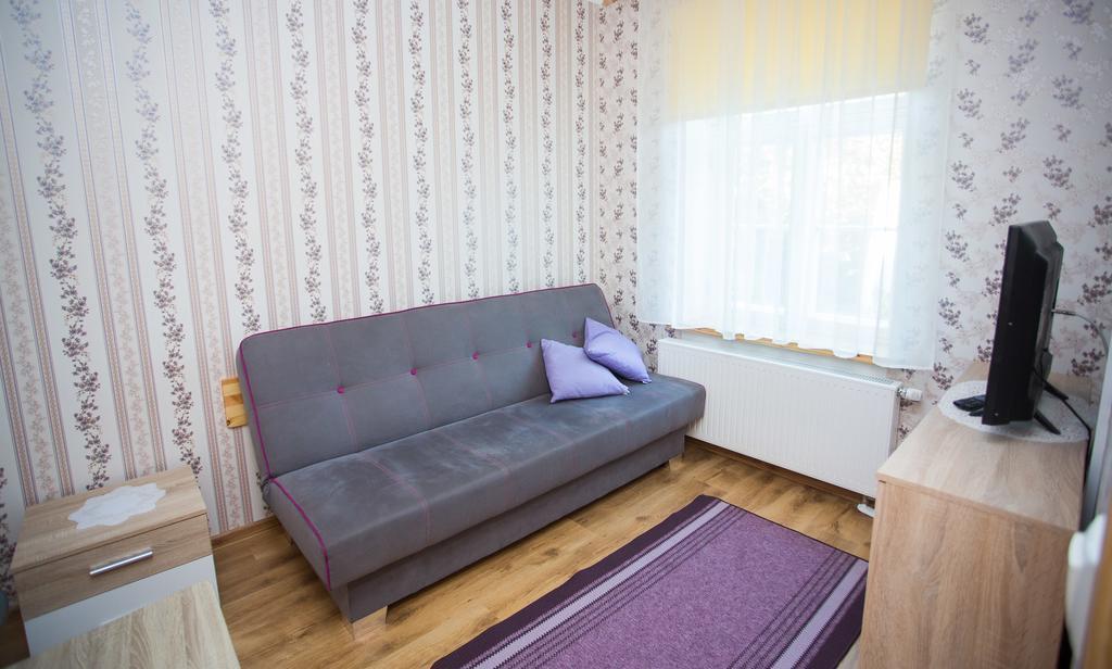 Katariina Guesthouse Rakvere Extérieur photo