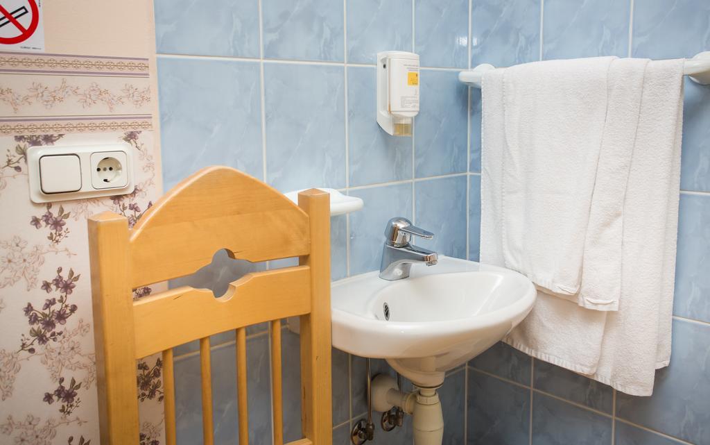 Katariina Guesthouse Rakvere Extérieur photo