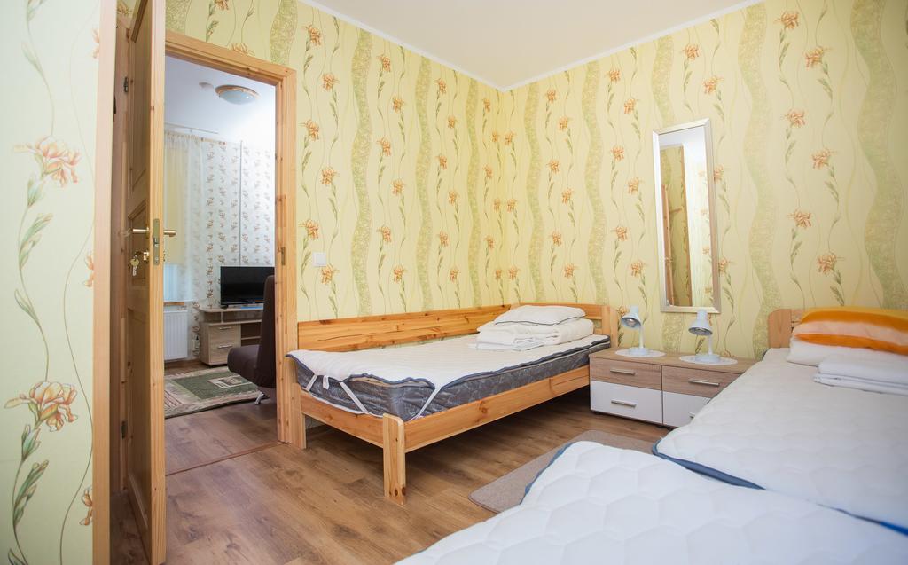 Katariina Guesthouse Rakvere Extérieur photo
