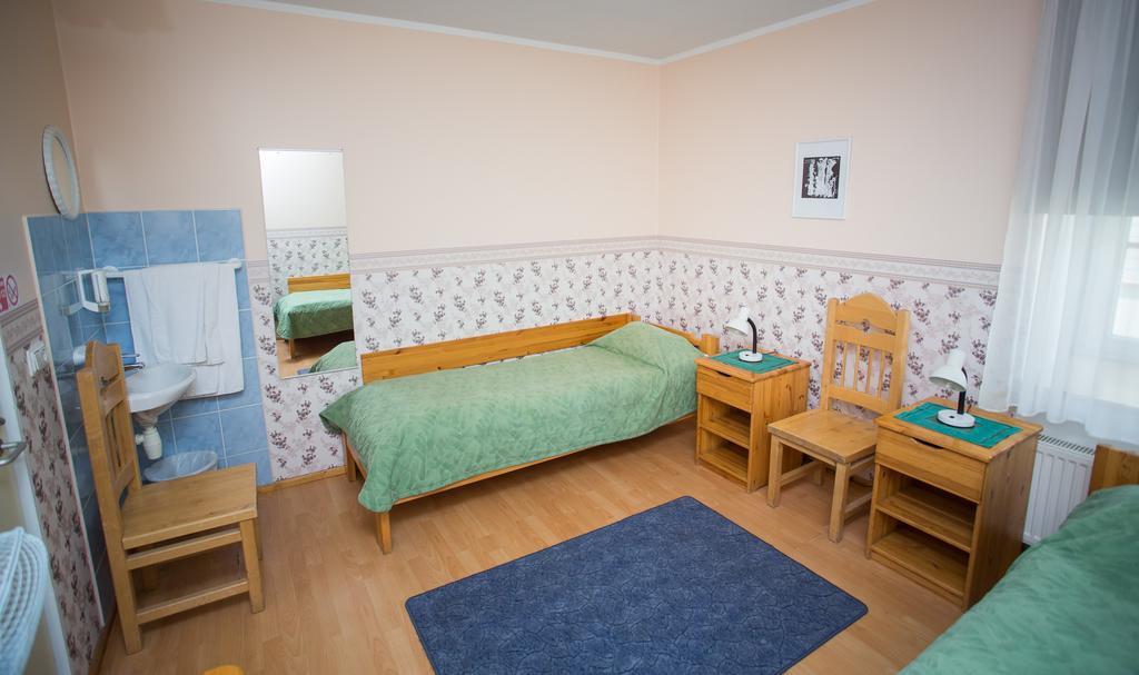Katariina Guesthouse Rakvere Extérieur photo