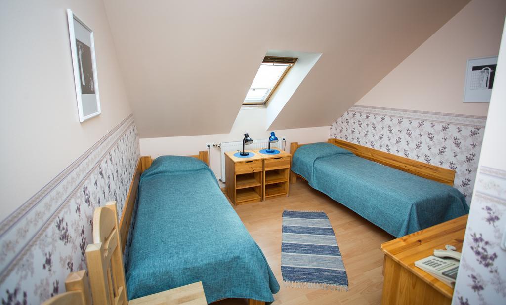 Katariina Guesthouse Rakvere Extérieur photo